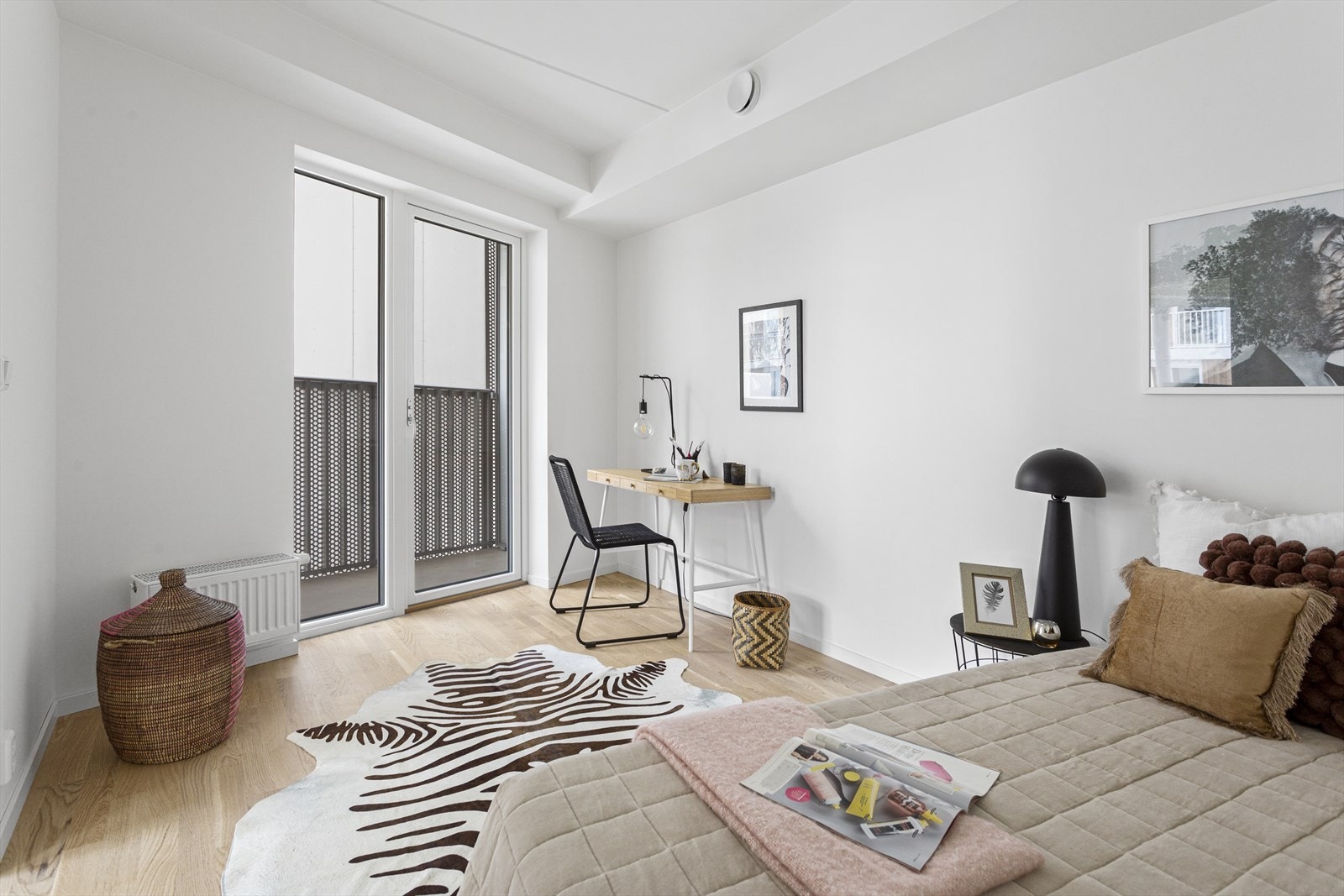 Dette rommet kan benyttes som gjesterom, barnerom eller kontor - alt etter behov. Galleribilde