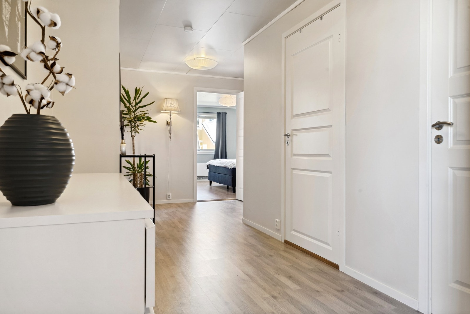 Leiligheten fremstår lys og trivelig. Galleribilde