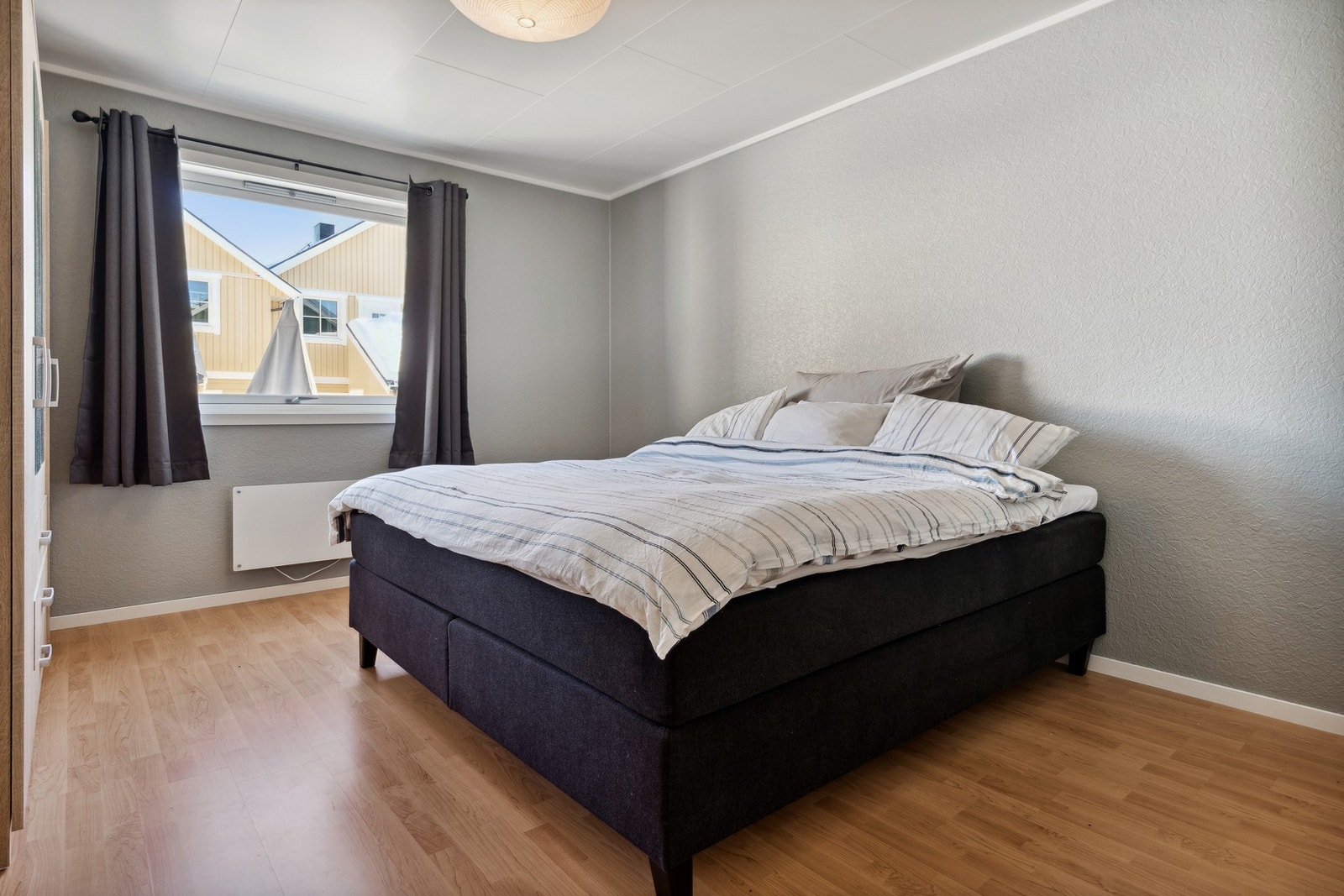 Soverom. Galleribilde