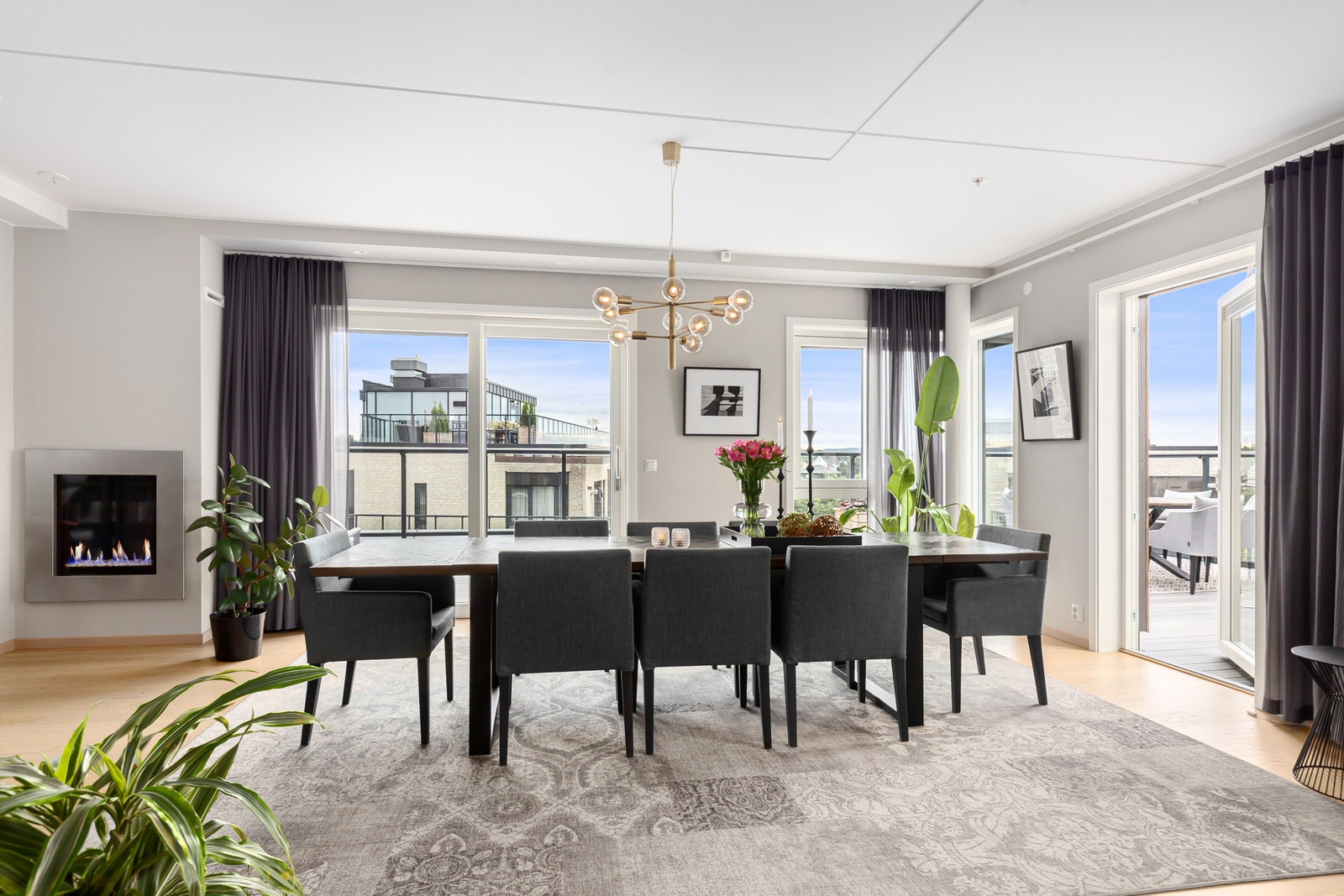 Spisestue i fellesleiligheten Galleribilde