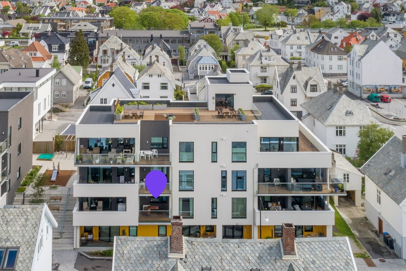 Leiligheten ligger i 2.etasje Galleribilde