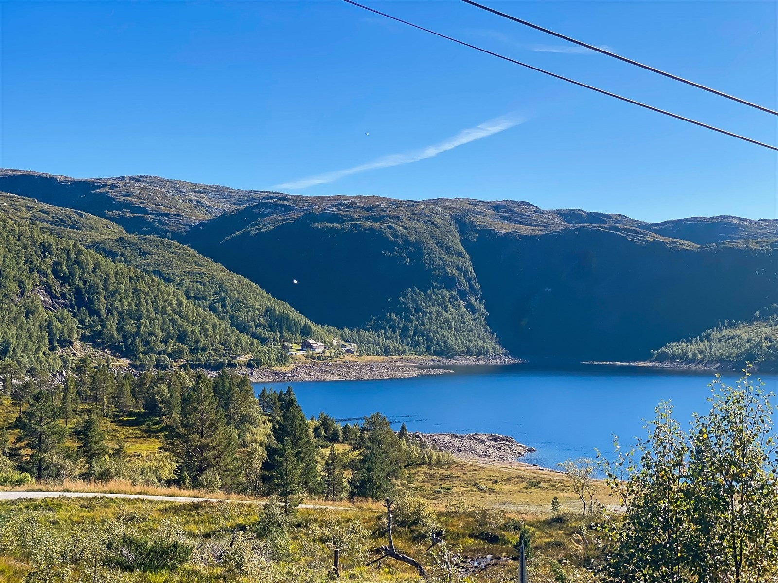 Stordalen fjellstue med servering. Galleribilde