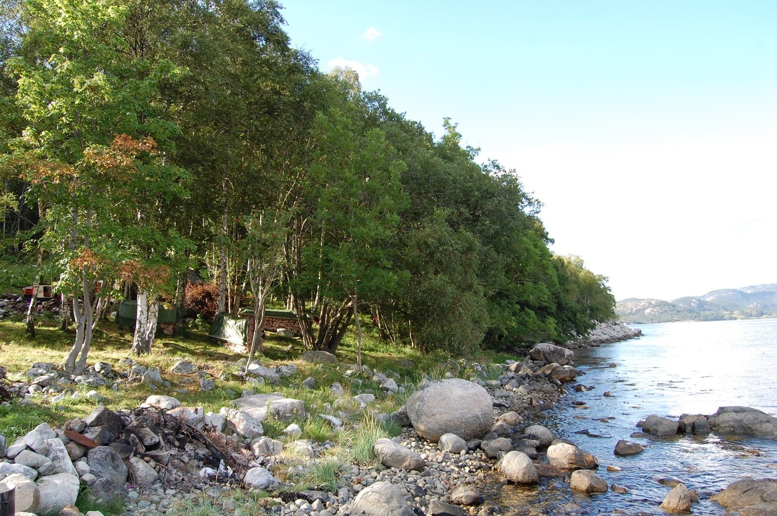 Tomt på Ådnøy med egen private strandlinje Galleribilde