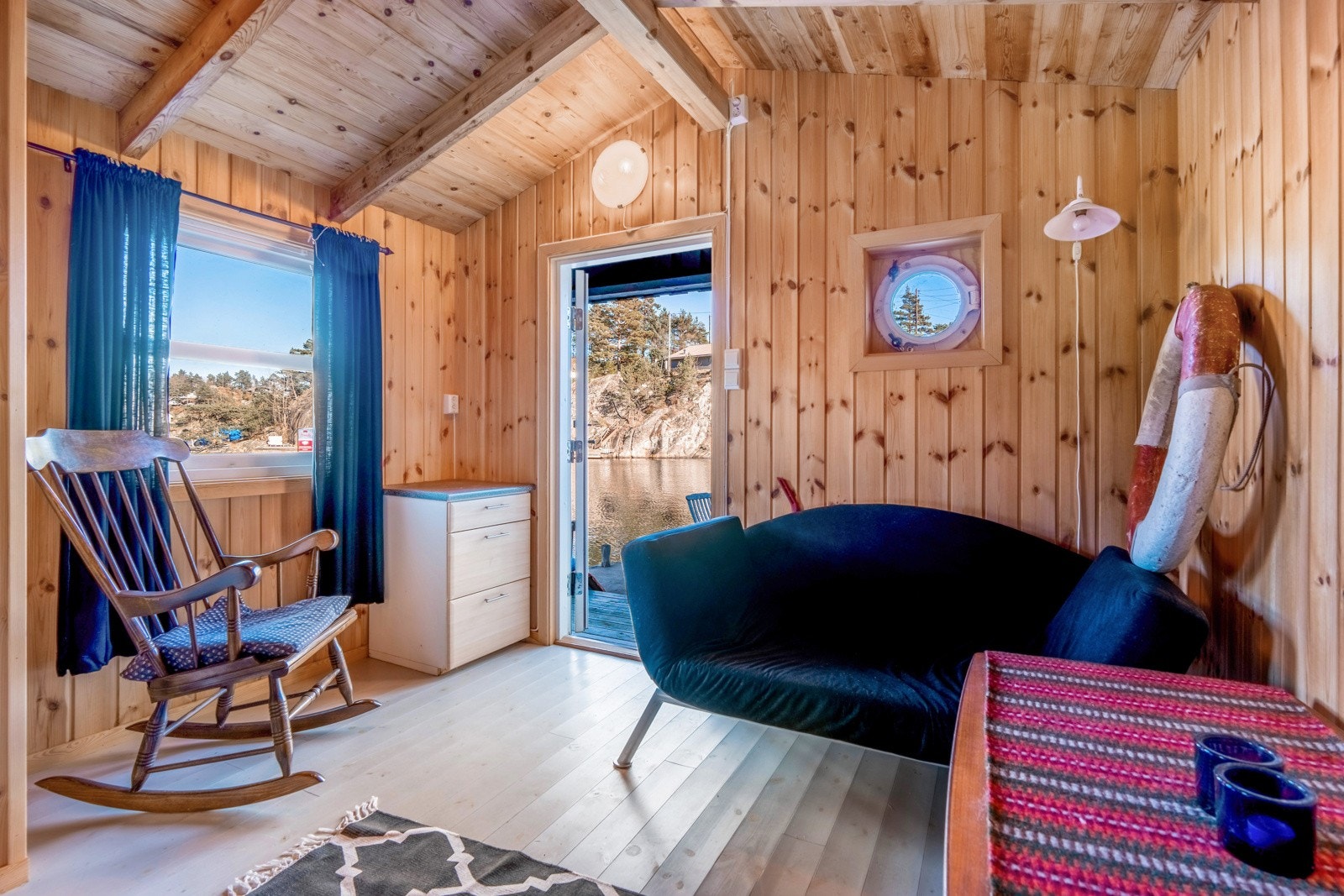 Fra rom i sjøbua Galleribilde