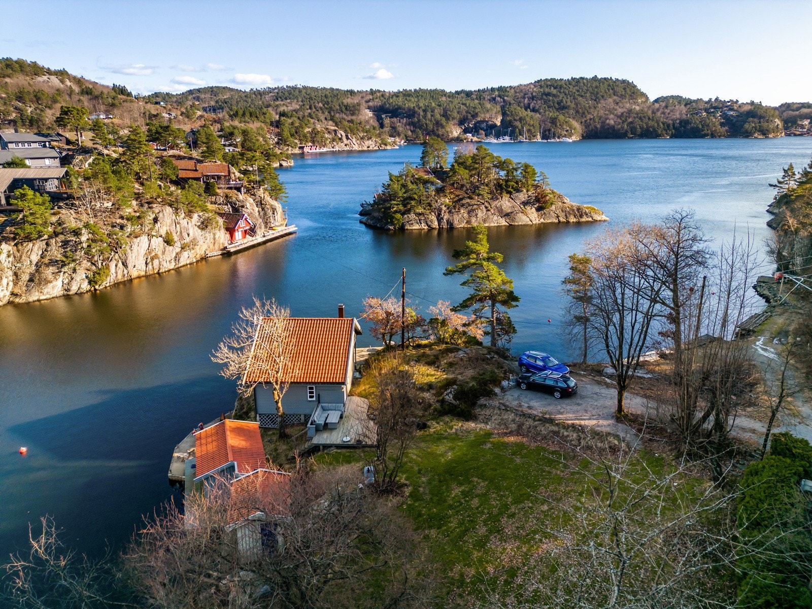 Dronefoto over eiendommen Galleribilde