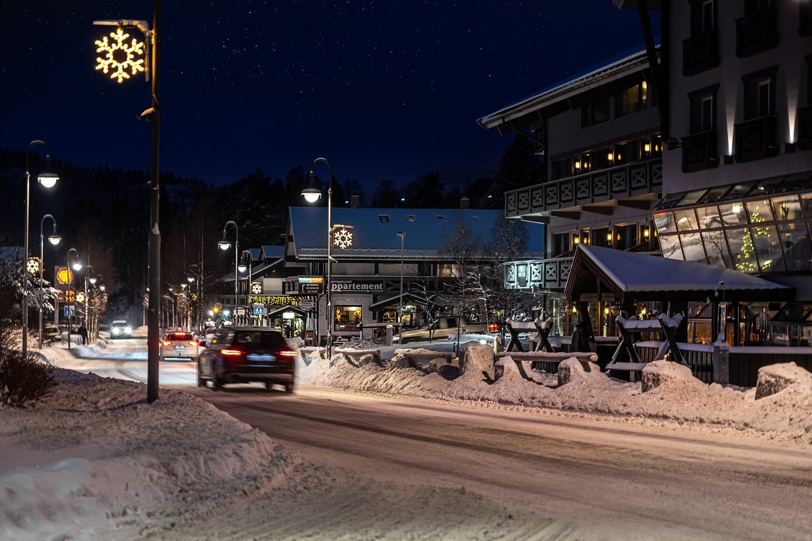 Vinter i Hemsedal sentrum. Galleribilde