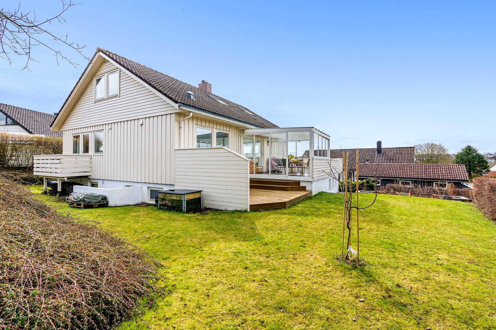 Fasade og uteområde Galleribilde
