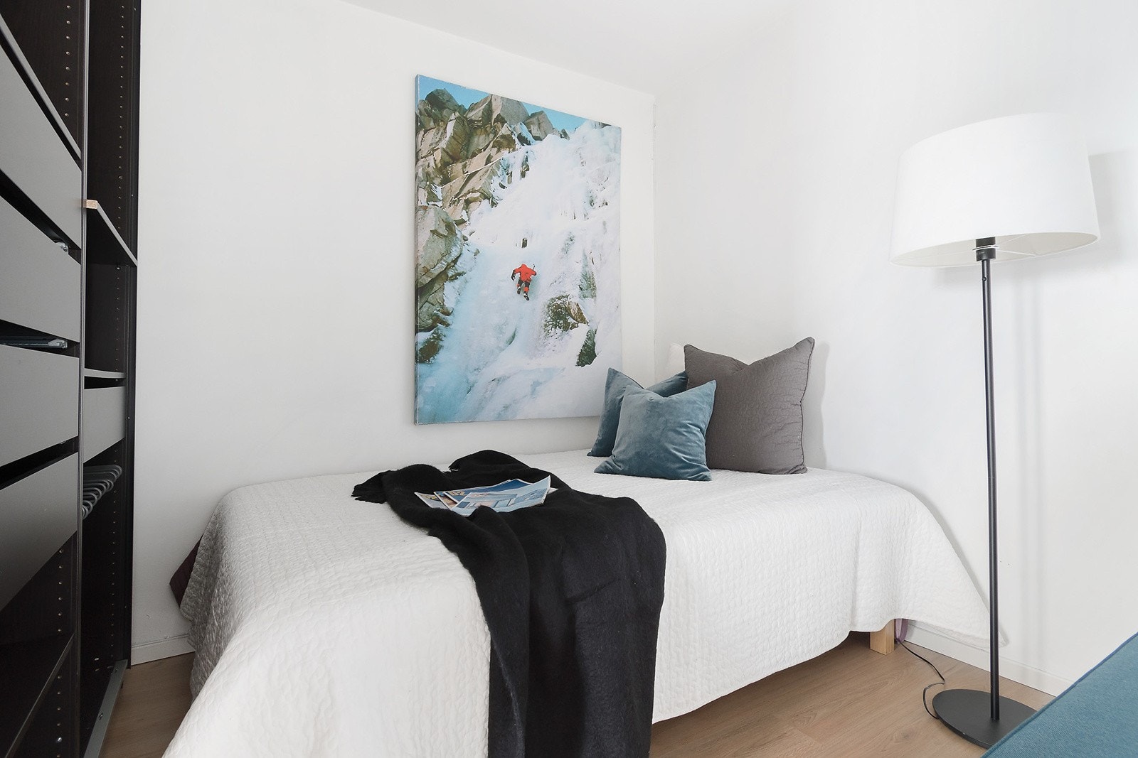 Her er det god plass til seng. Galleribilde