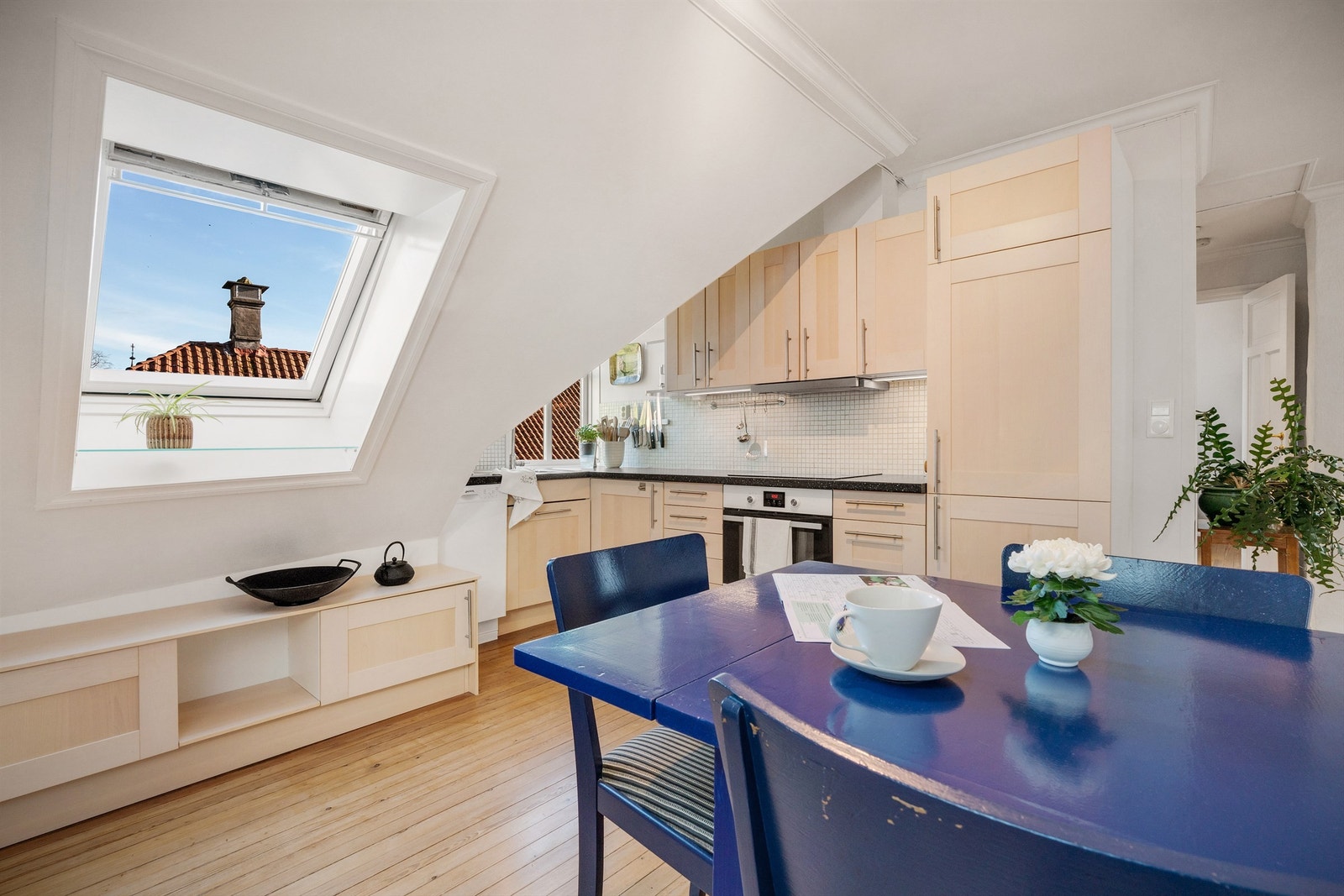 Godt med lysinnslipp fra vinduer Galleribilde