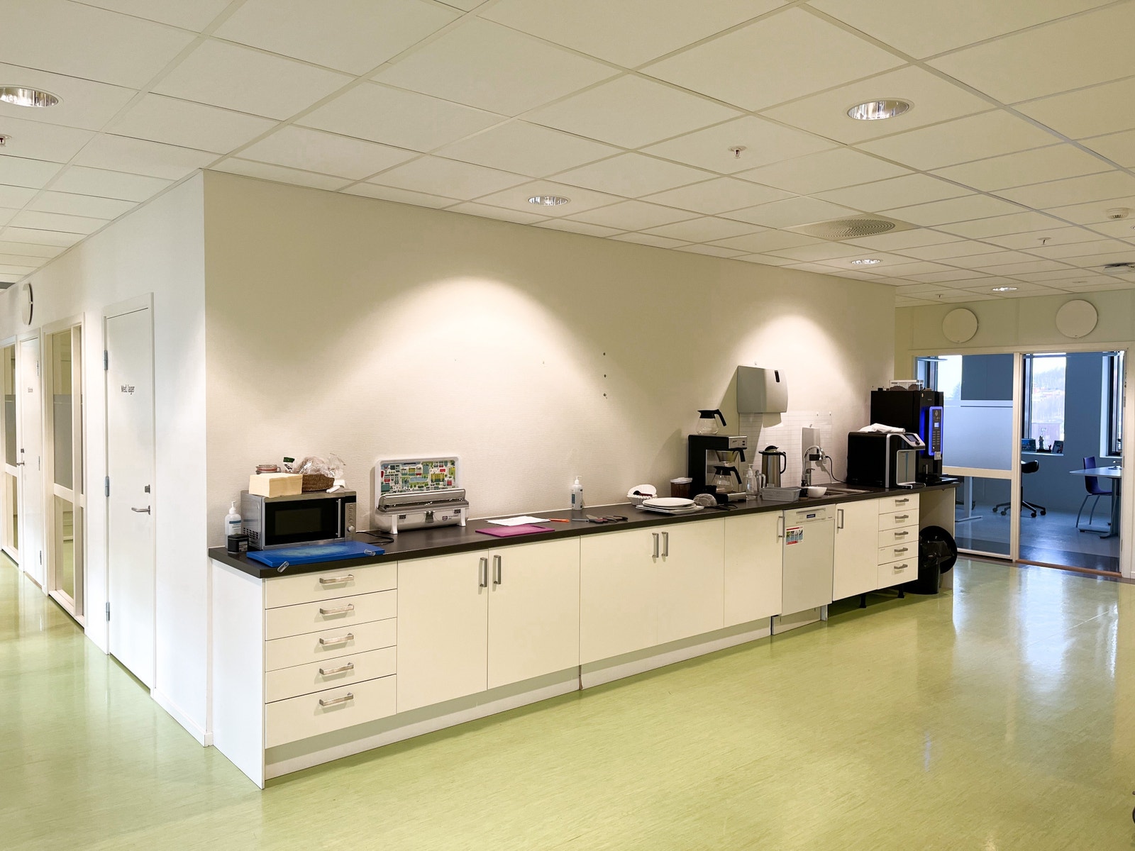 Lyse og fleksible kontorlokaler på Alti Tasta Galleribilde