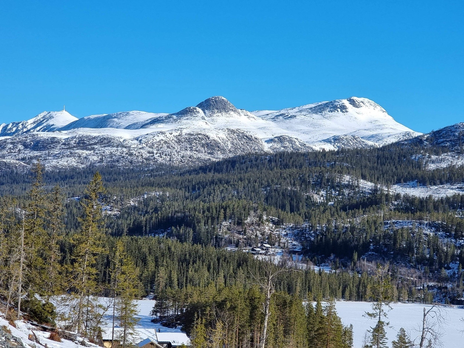 Mot Gaustatoppen Galleribilde