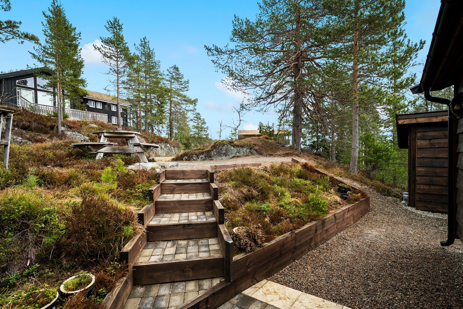 Trapp opp til oppkjørsel Galleribilde