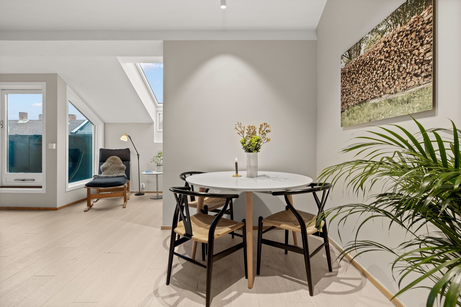 Gled dere til den første middagen i nytt hjem! Galleribilde