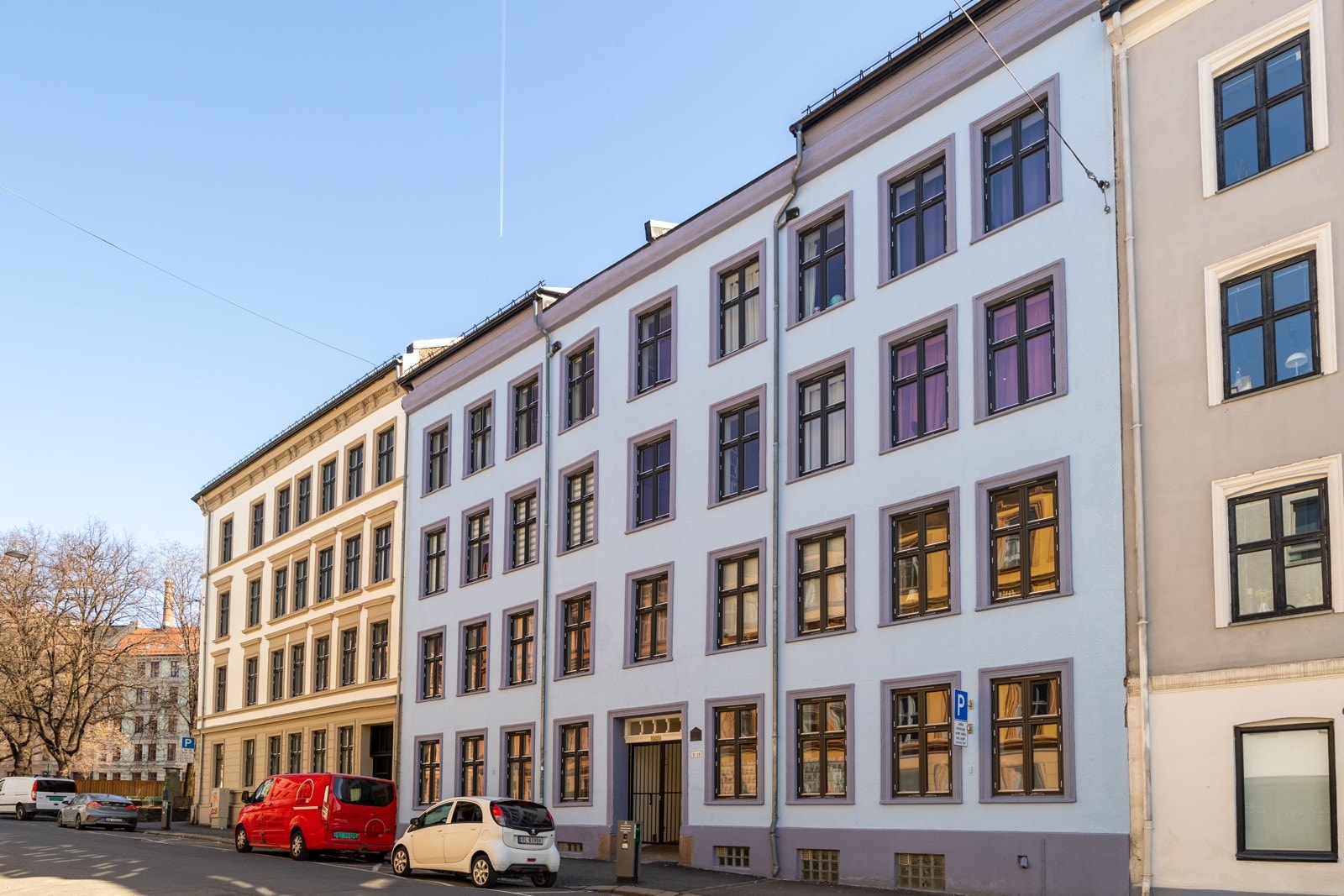 Inngang til Håkons Gate 13B Galleribilde