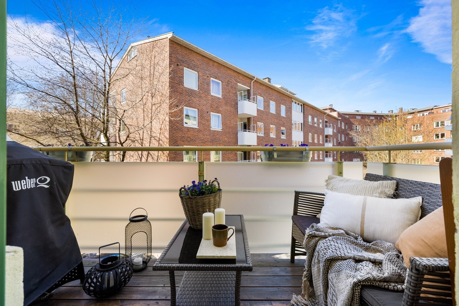 Fra kjøkkenet har du utgang til en herlig vestvendt balkong Galleribilde