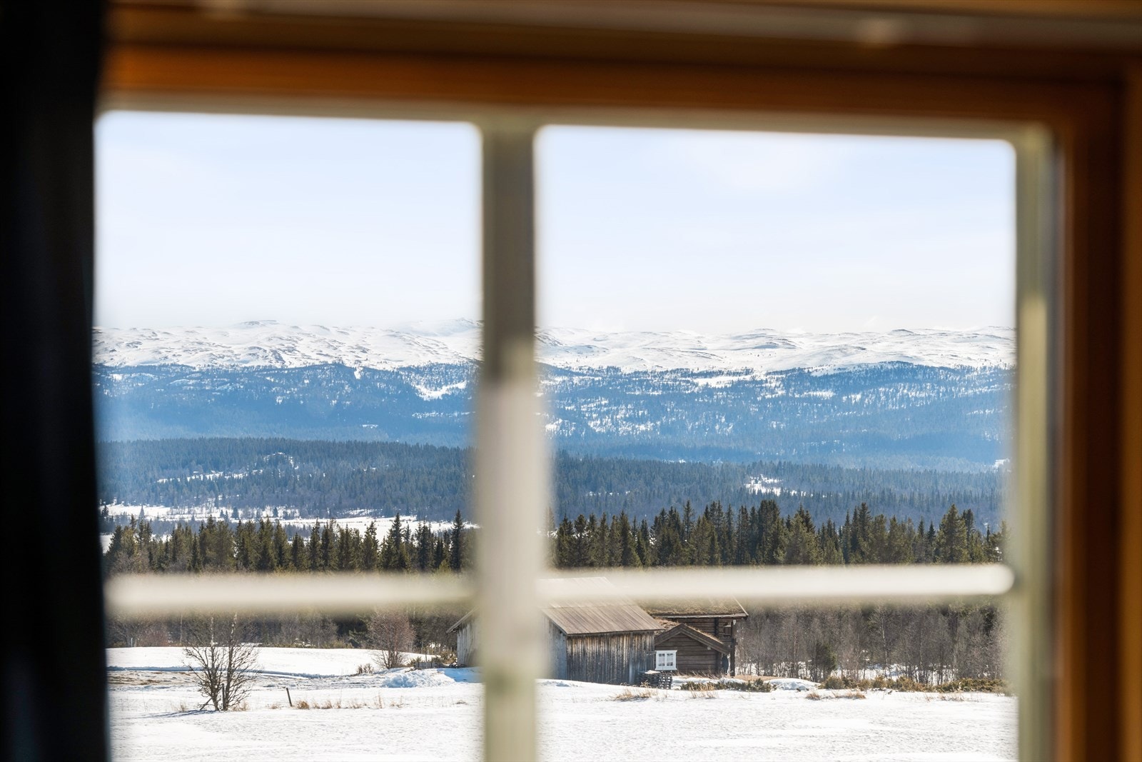 Tenk å våkne til denne utsikten over fjellheimen Galleribilde