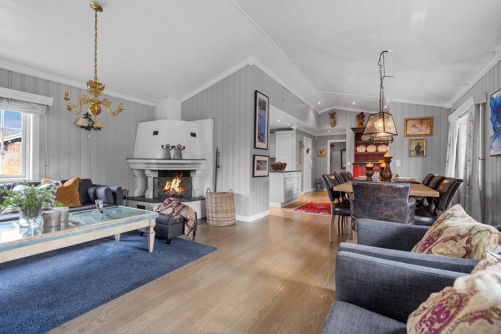 Åpen røst gir god romfølelse og mye lys. Galleribilde