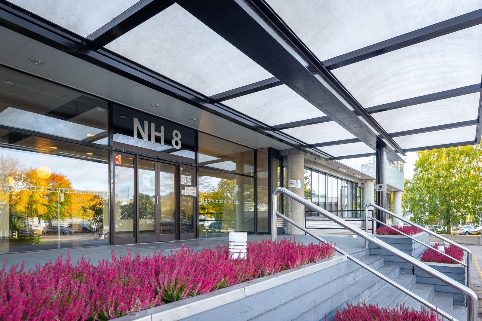 Hovedinngang Nils Hansens vei 8 Galleribilde
