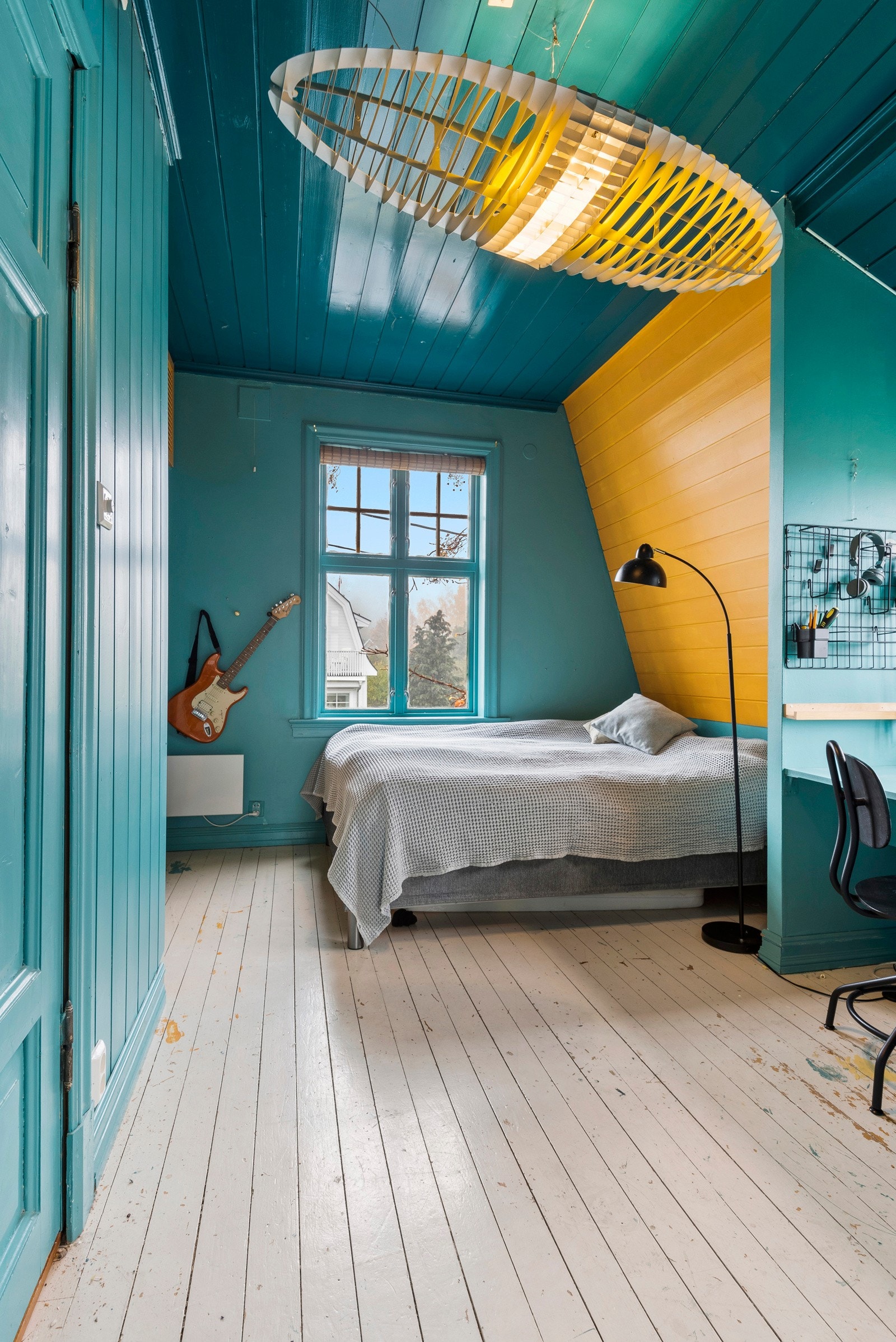 Alle soverommene er av god størrelse med plass til både seng og garderobeskap. Galleribilde