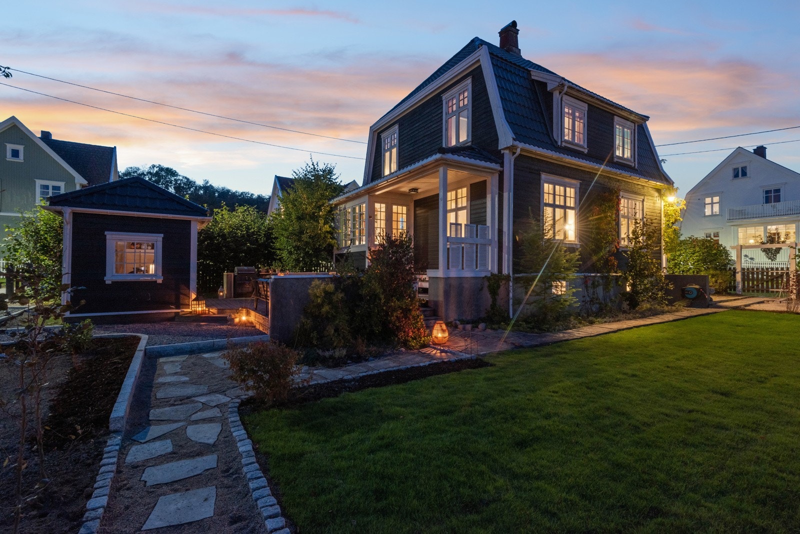 Flott opparbeidet tomt med flere sosiale soner. Galleribilde