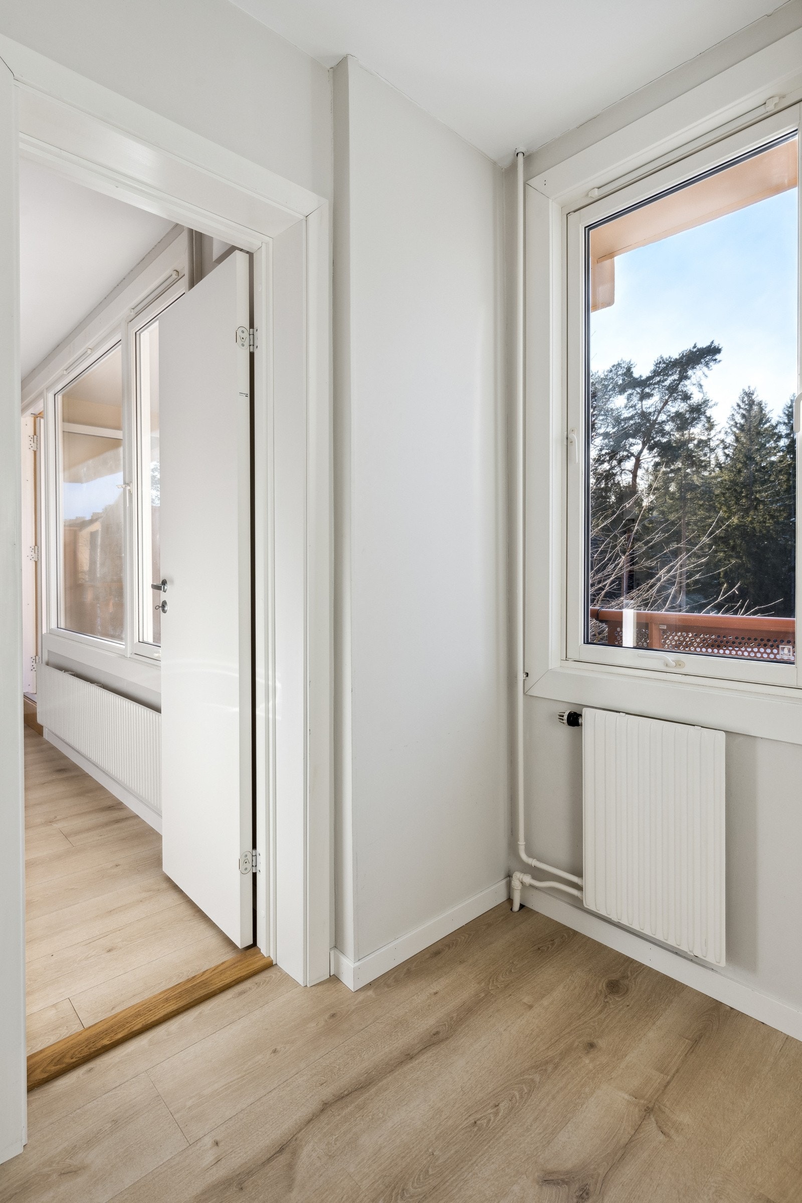 Inngang til soverom fra stue. Galleribilde