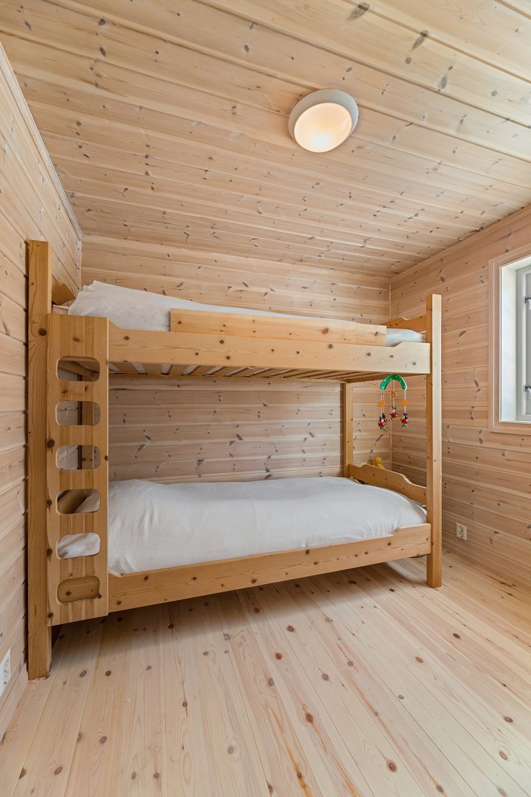 Soverom med køyeseng i 1. etasje. Galleribilde