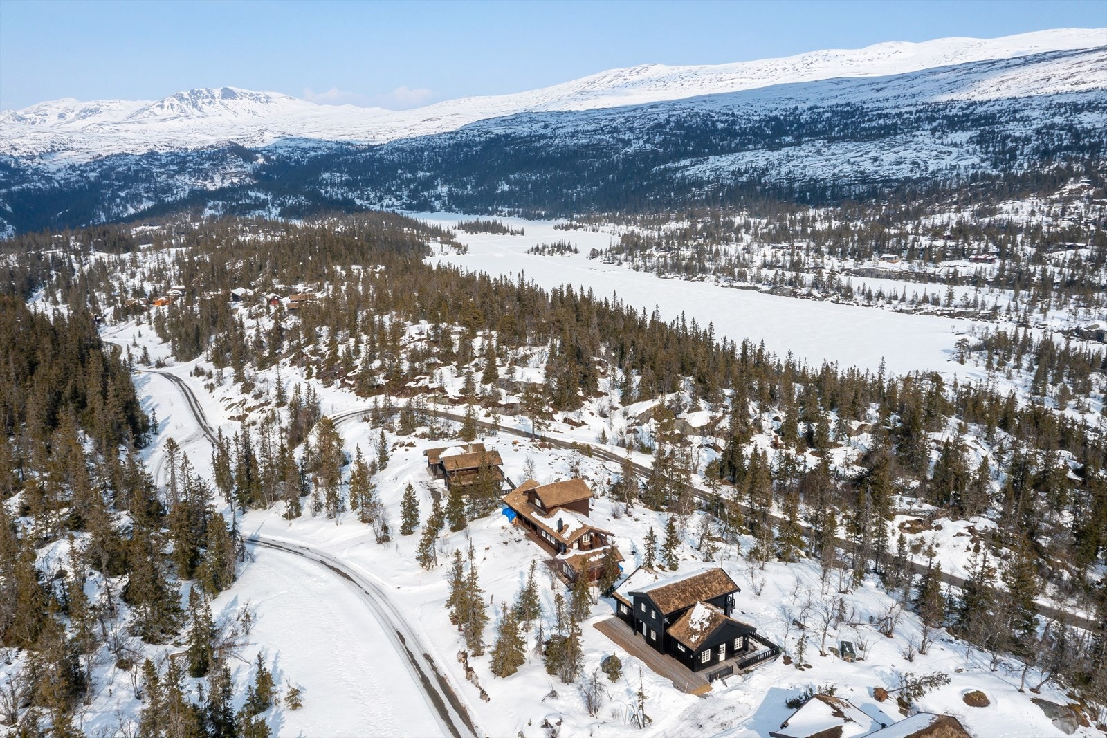 Hytta er et utmerket utgangspunkt for flotte naturopplevelser året rundt. Galleribilde