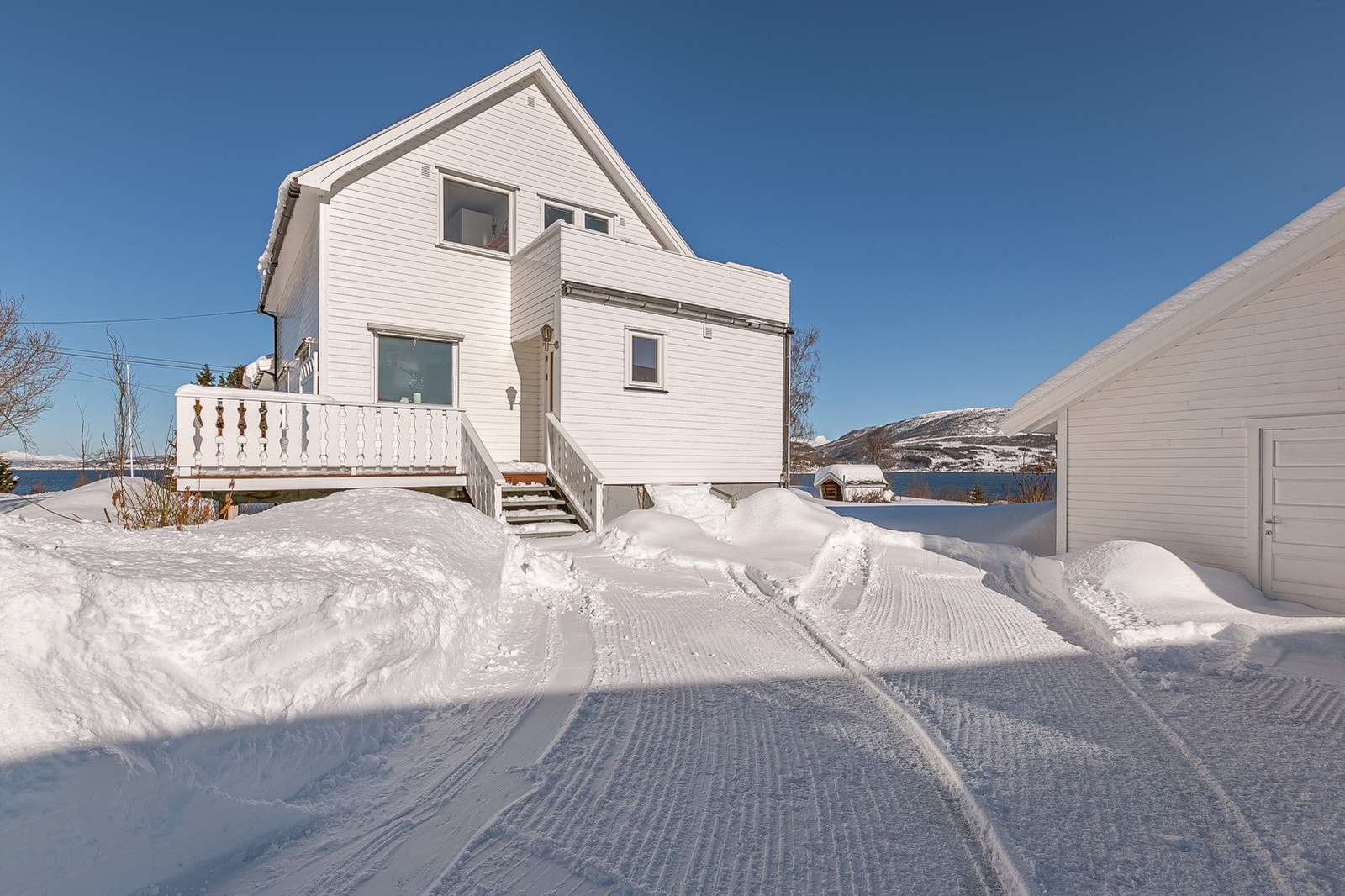 Fasadebilde. Galleribilde