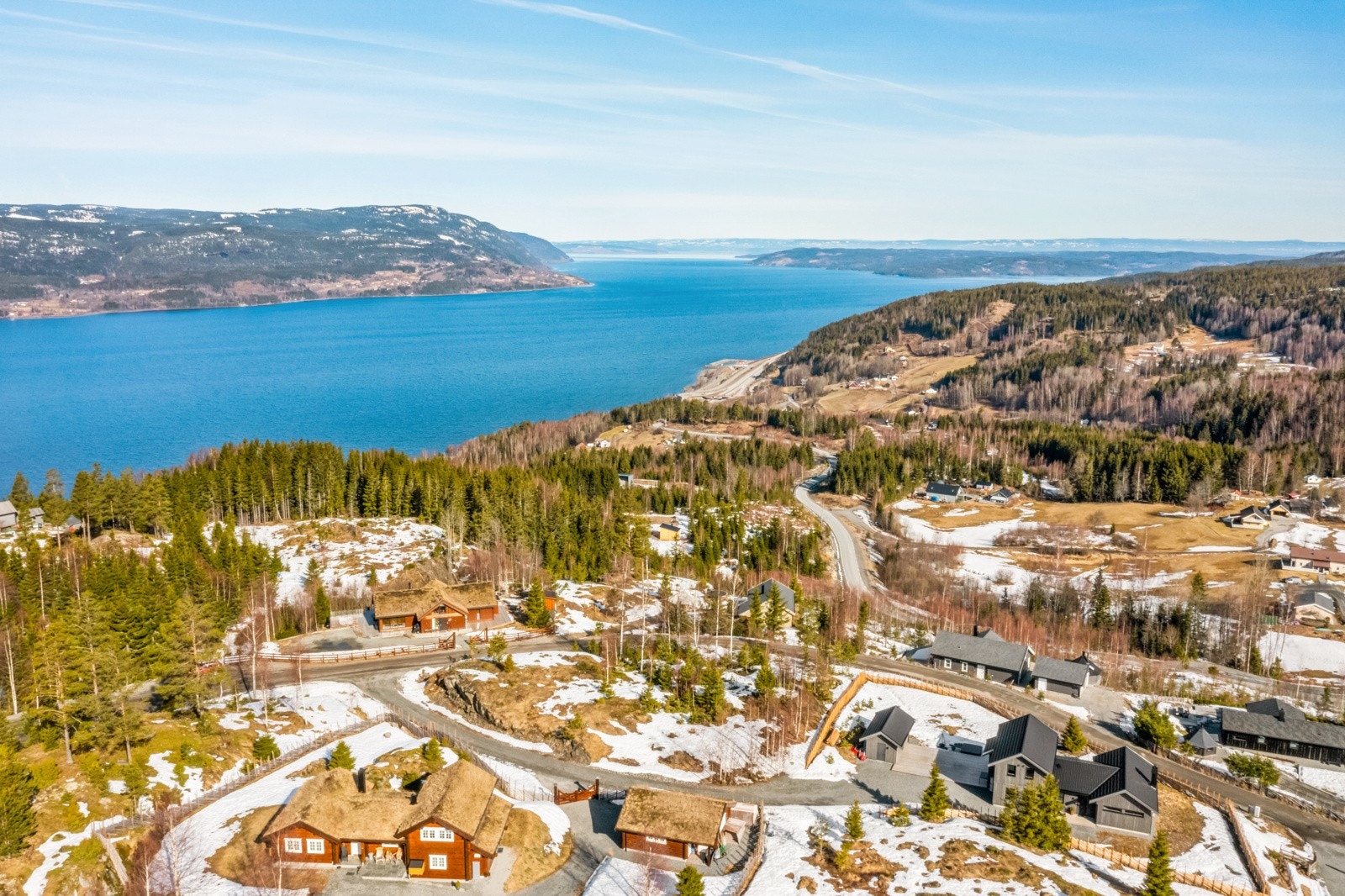 Rune Emilsen v/ Proaktiv Lillestrøm ønsker deg velkommen til Mjøsli. Kontakt: 916 63 383. Galleribilde