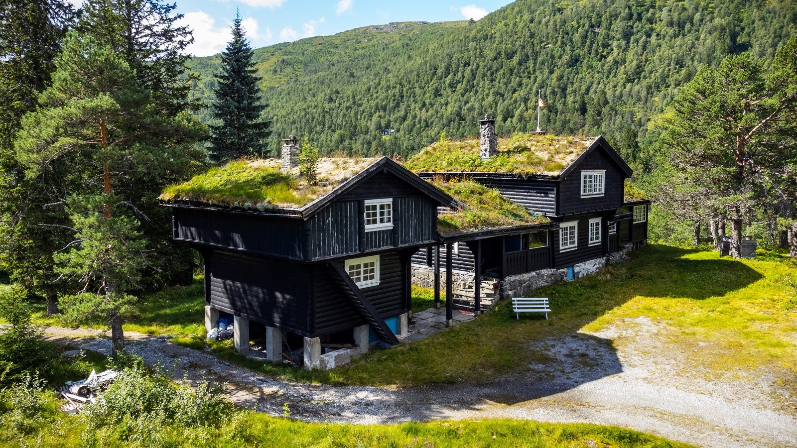 Hytten ligger på en ca. 120 mål stor tomt Galleribilde