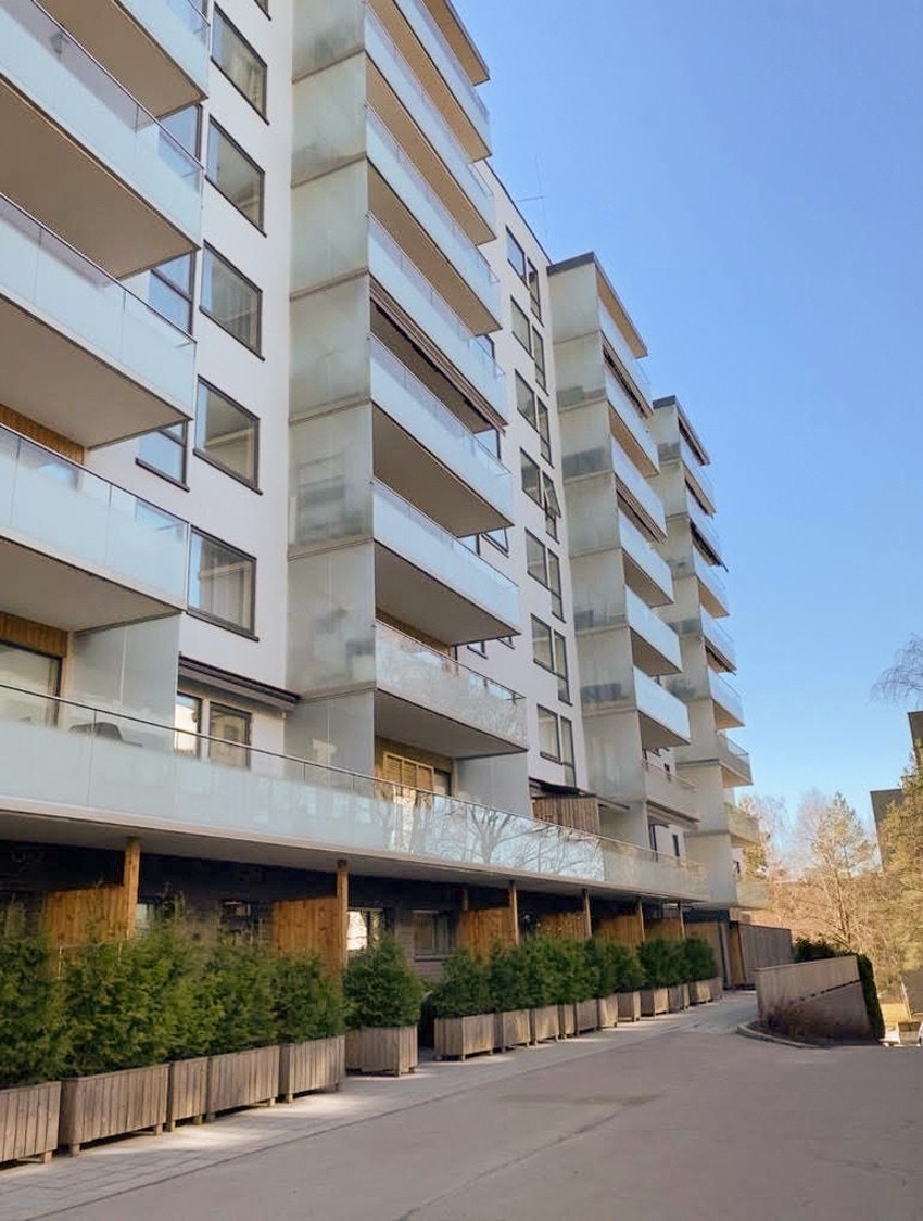 Hovseterveien 68B ligger i et attraktivt og veletablert boligområde mellom Hovseter og Røa. Galleribilde