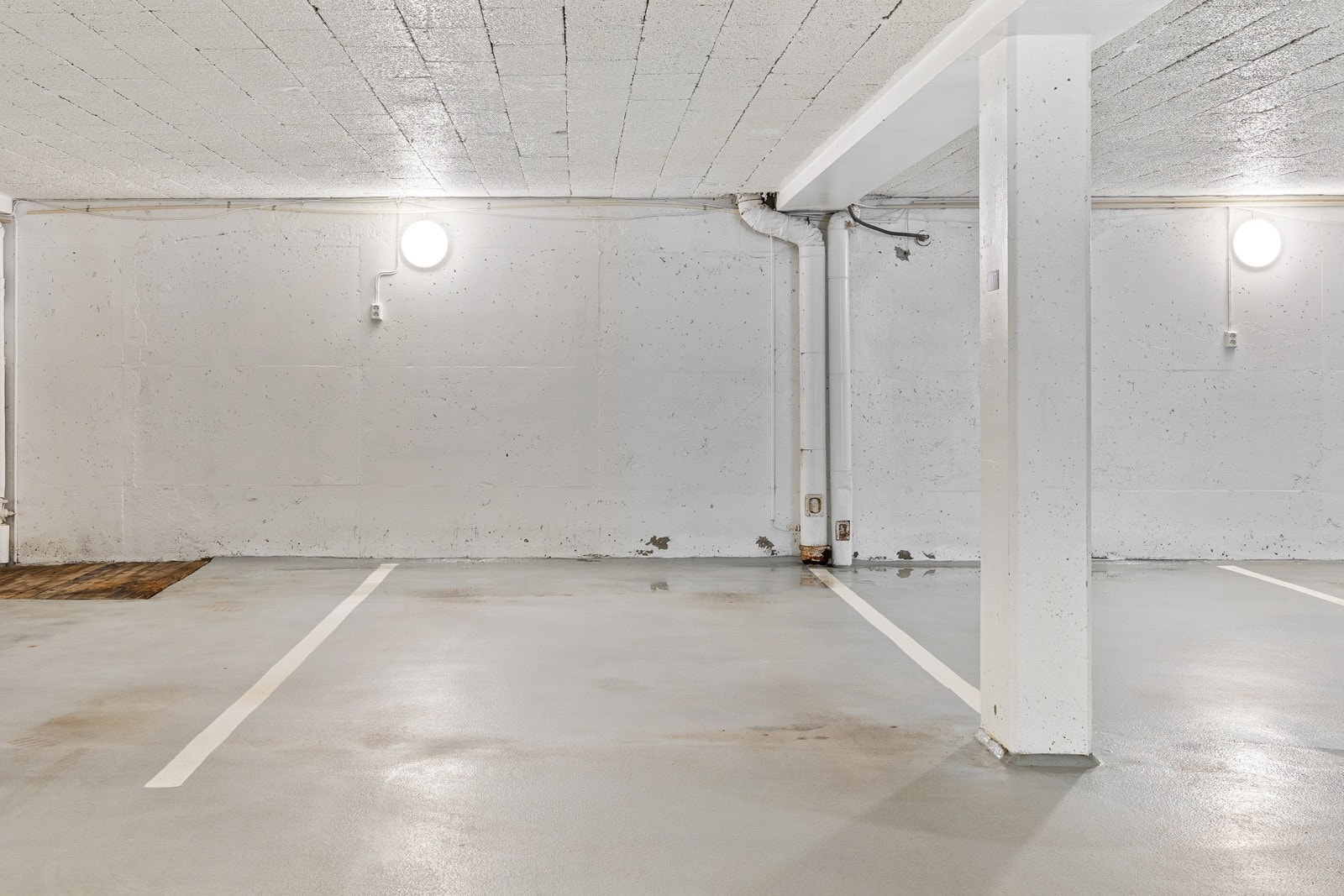 Det medfølger garasjeplass med heis direkte fra garasje til leilighetsplan. Galleribilde