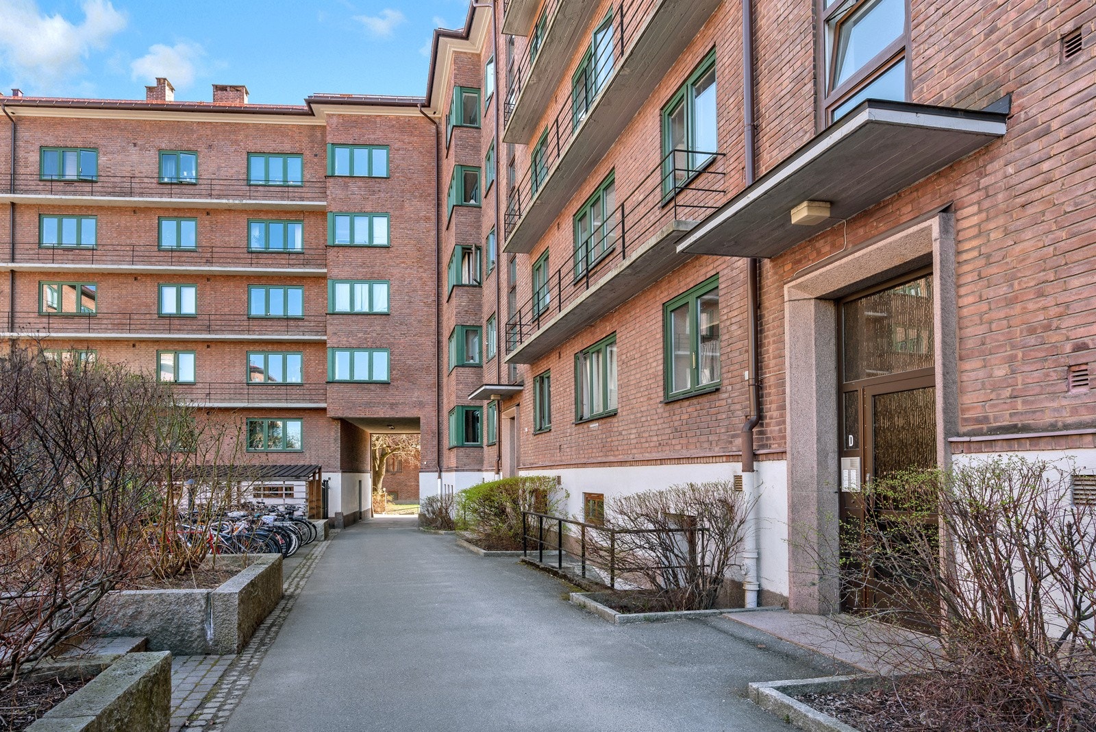 Borettslaget har flott opparbeidet gårdsrom. Galleribilde