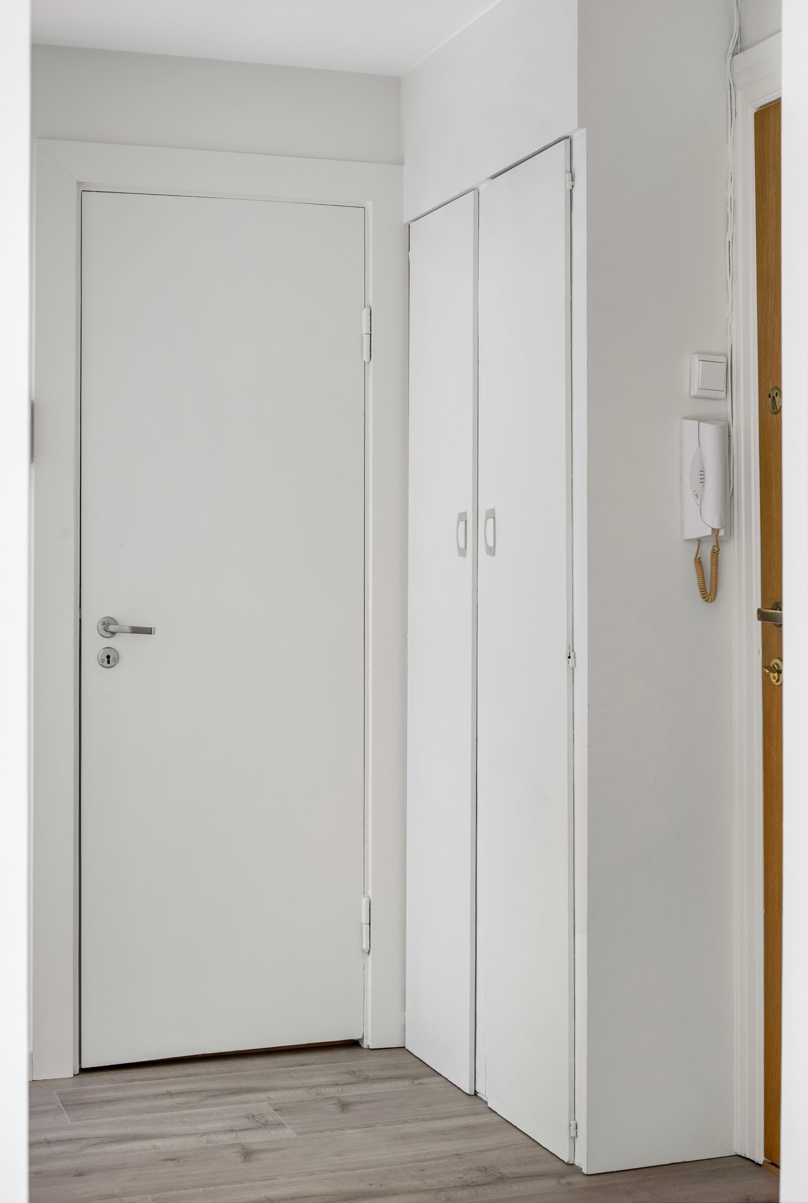 Entré/gang. Galleribilde