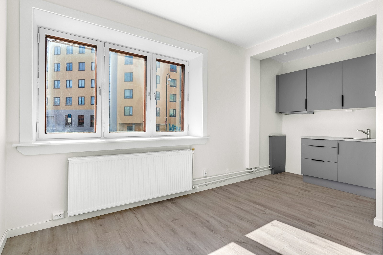 Fyring og varmtvann er inkludert i felleskostnadene, hvilket sikrer lavere strømutgifter. Galleribilde