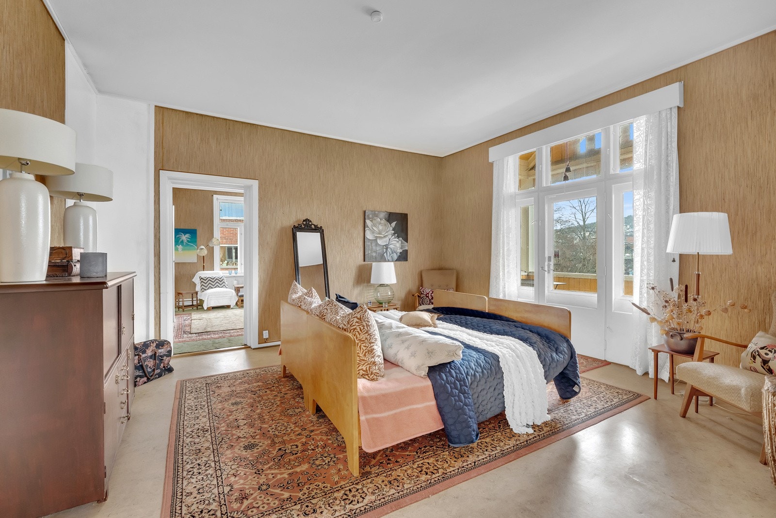 Soverom 1. Herfra er det utgang til en herlig balkong. Galleribilde