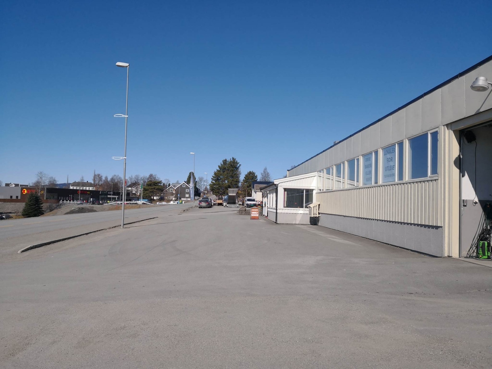 Svært enkel inn- og utkjøring gir flere kunder! Galleribilde