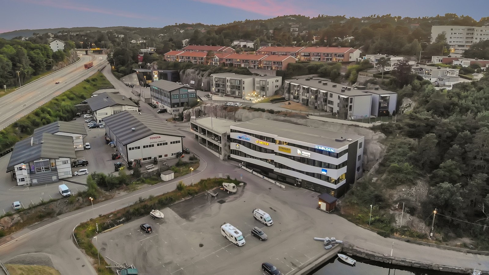 Kort avstand til kollektivt transport Galleribilde