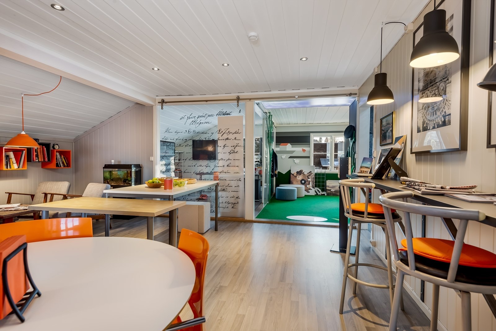 Stue i leilighet benyttes til pauserom Galleribilde