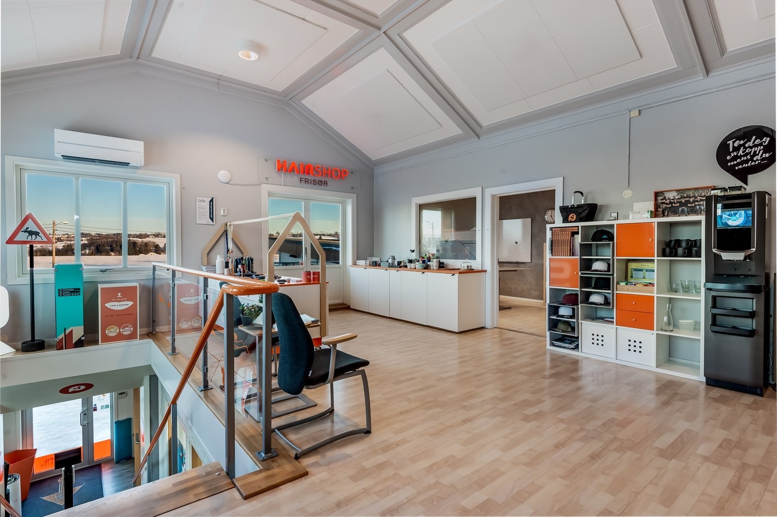 Salgslokaler i andre etasje - Varmepumpe Galleribilde