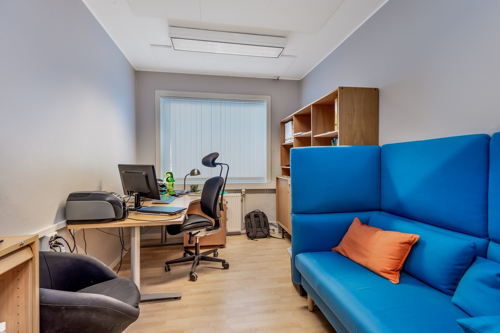 Salgslokaler, kontorer og lager i andre etasje Galleribilde