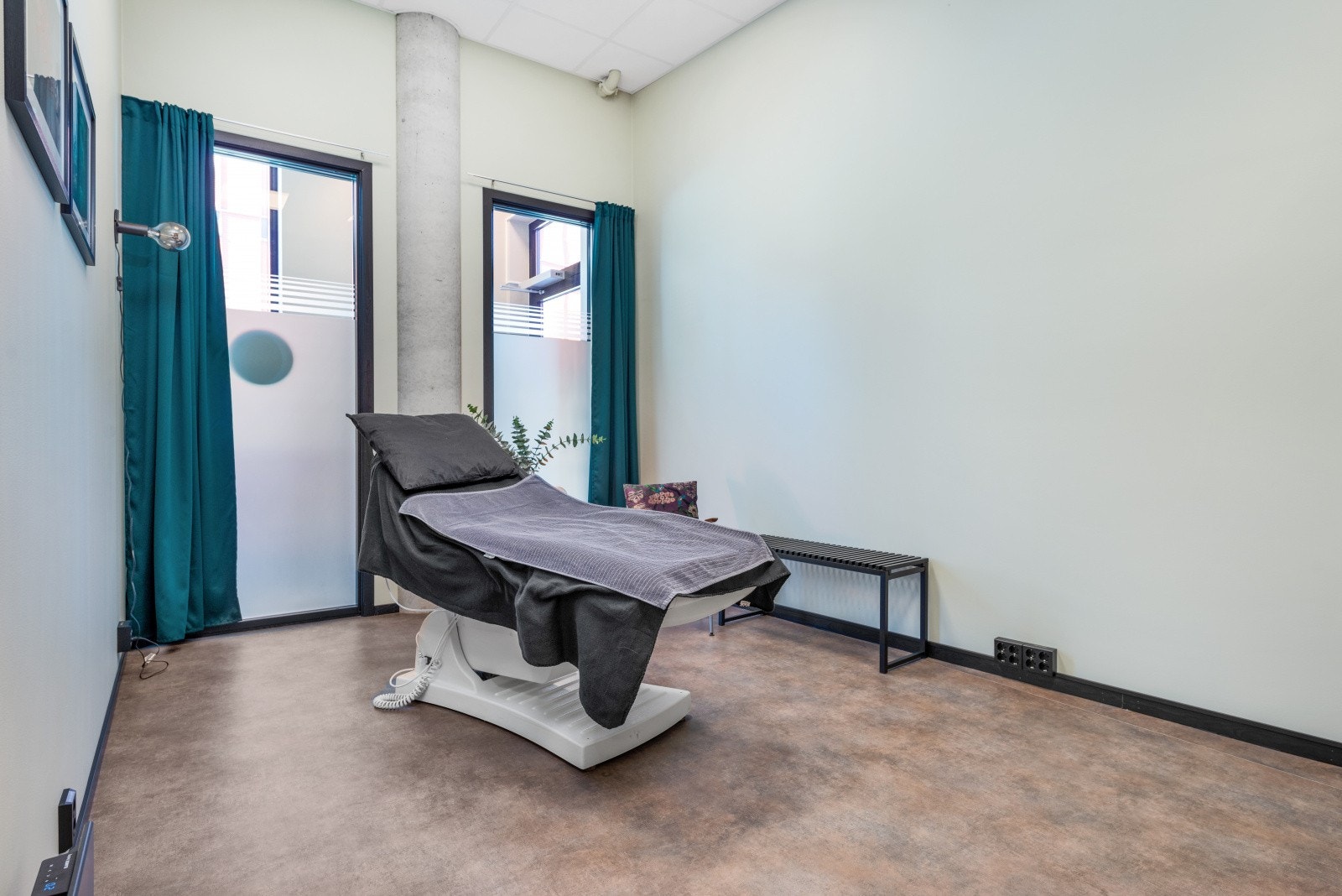 Lyst kontor / behandlingsrom Galleribilde