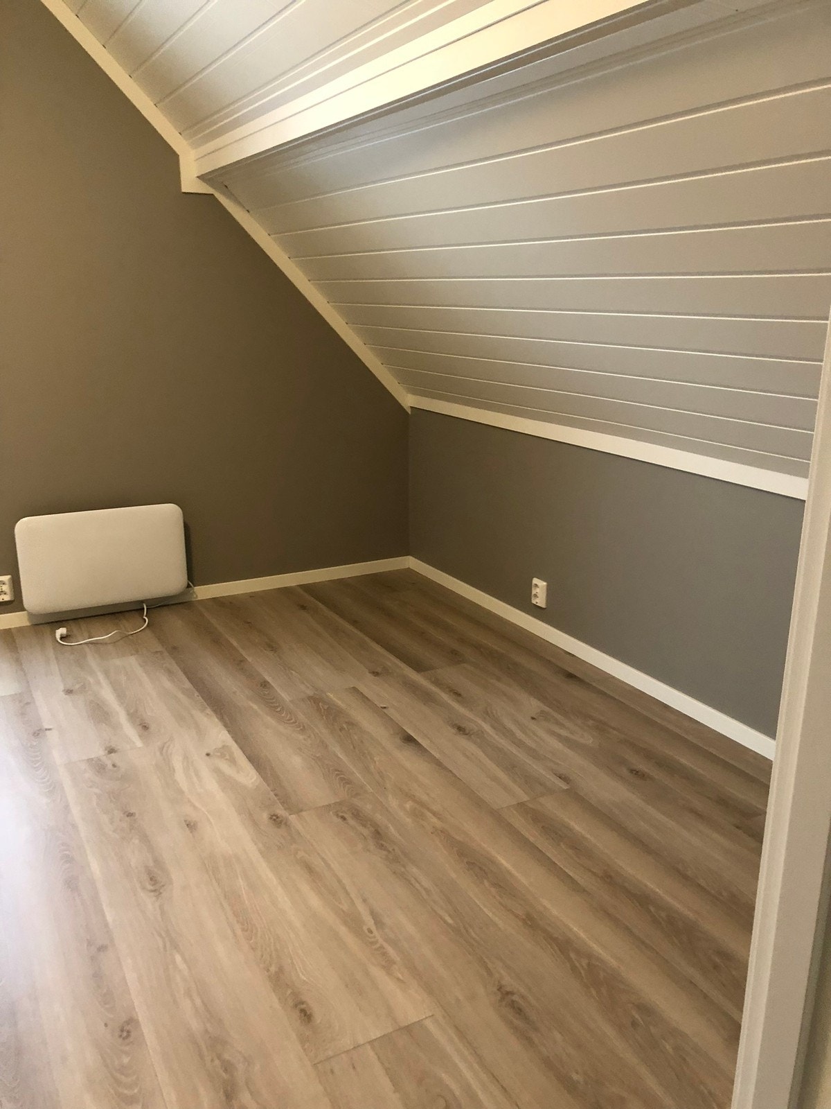 Rom 5 med balkong Galleribilde