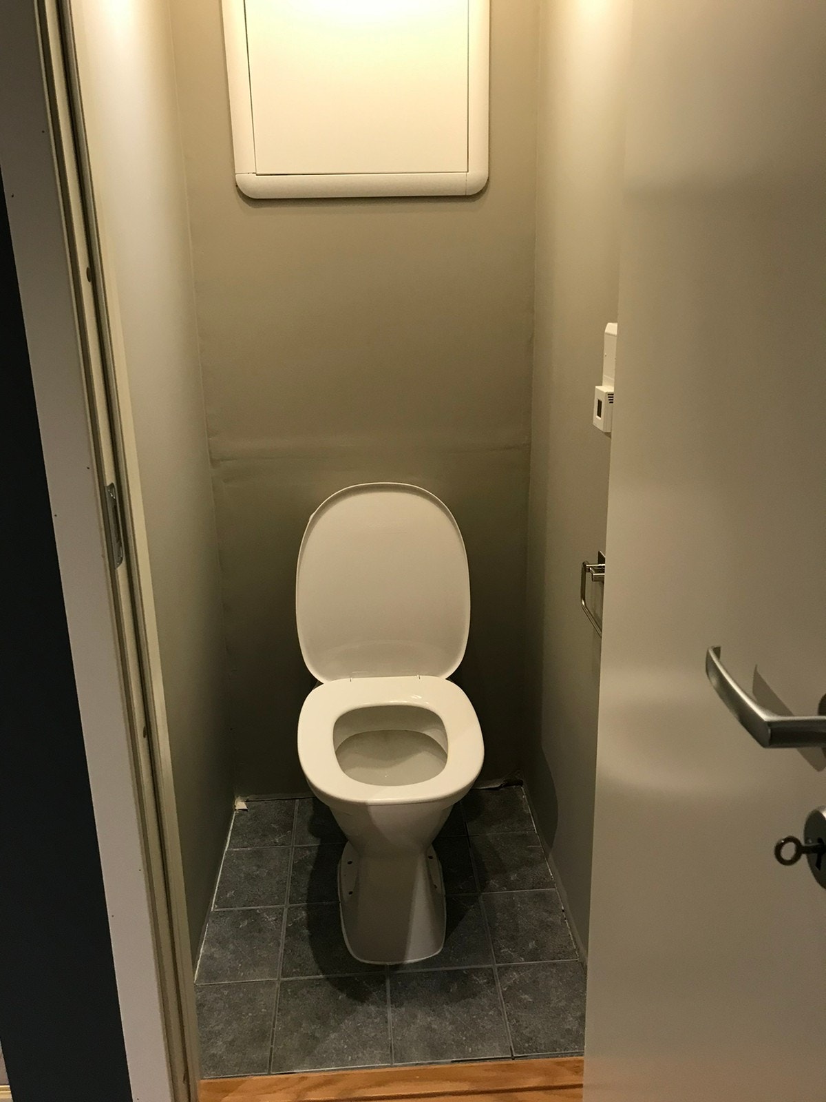 Toalett 1. etg. Galleribilde