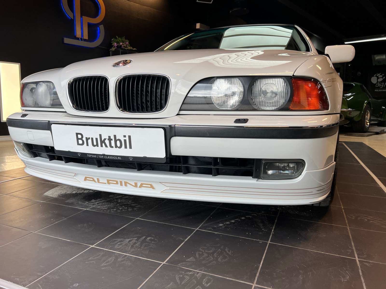 Alpina B10 32