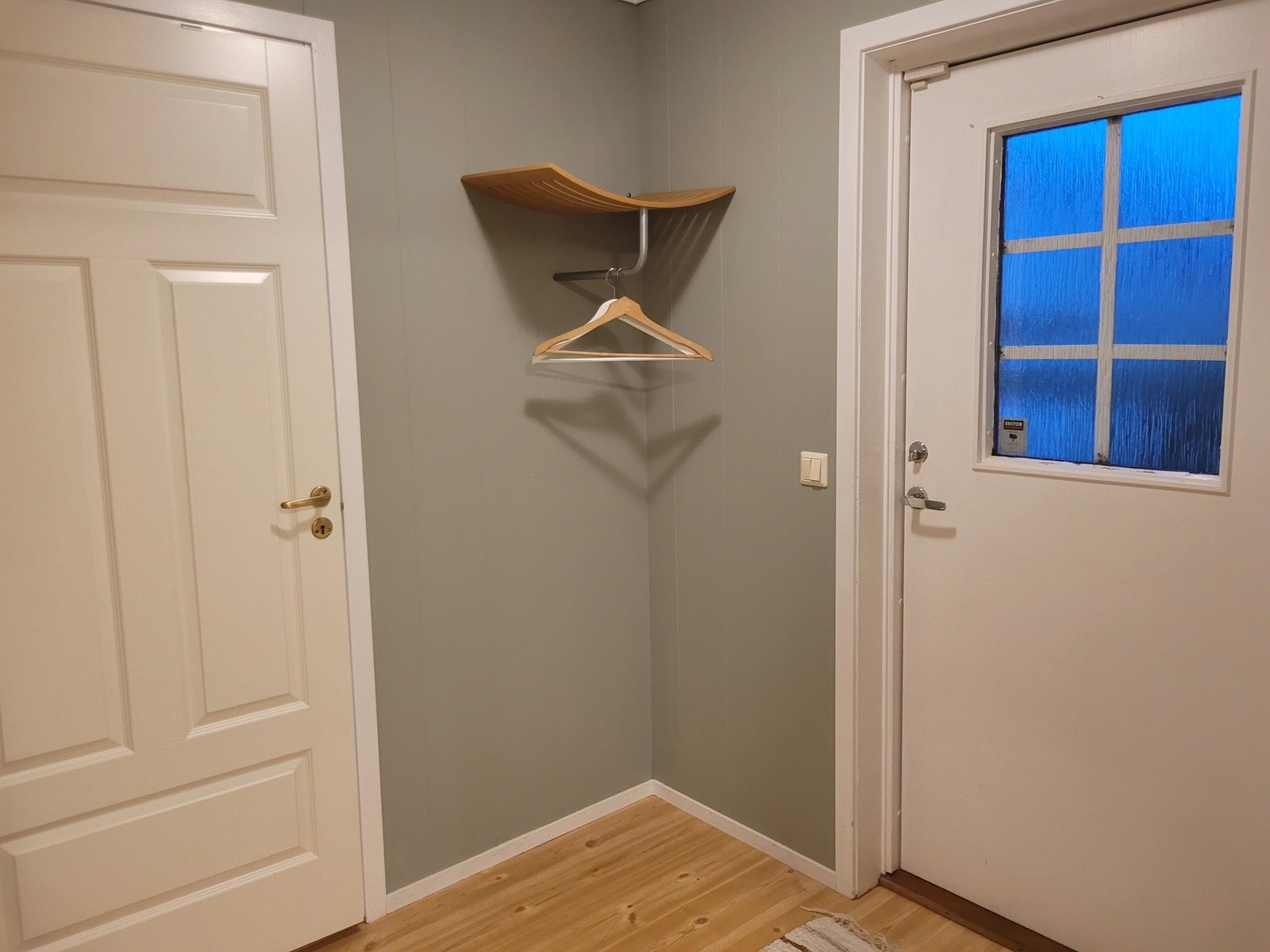 Inngangsparti. Galleribilde