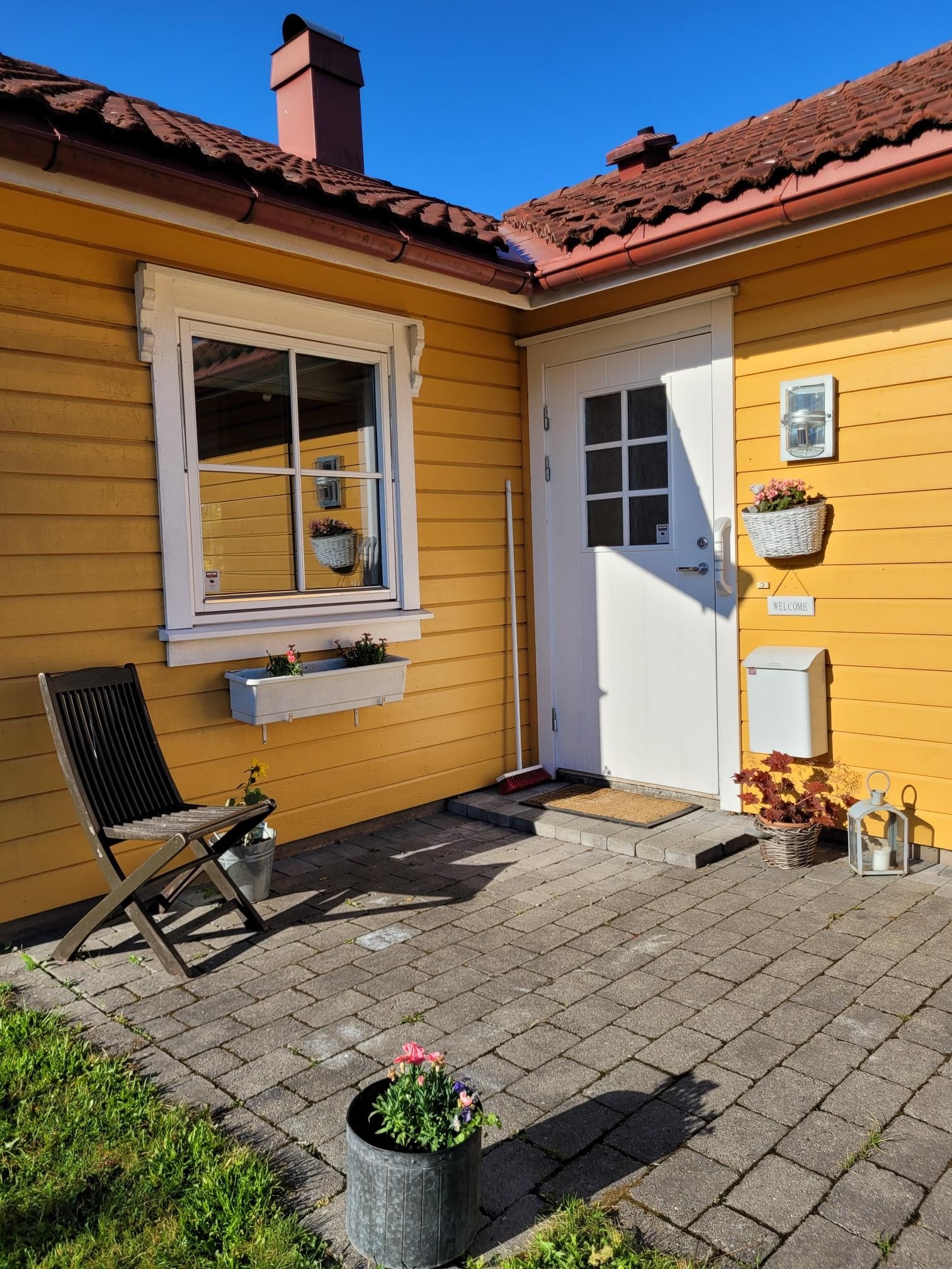 Koselig inngangsparti. Galleribilde