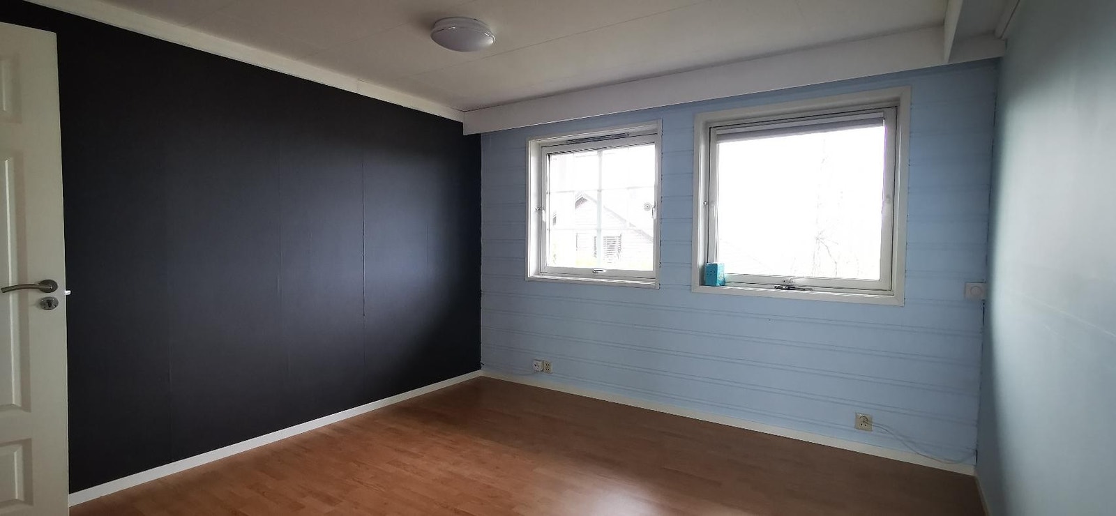 Rom 1 - Stue Galleribilde