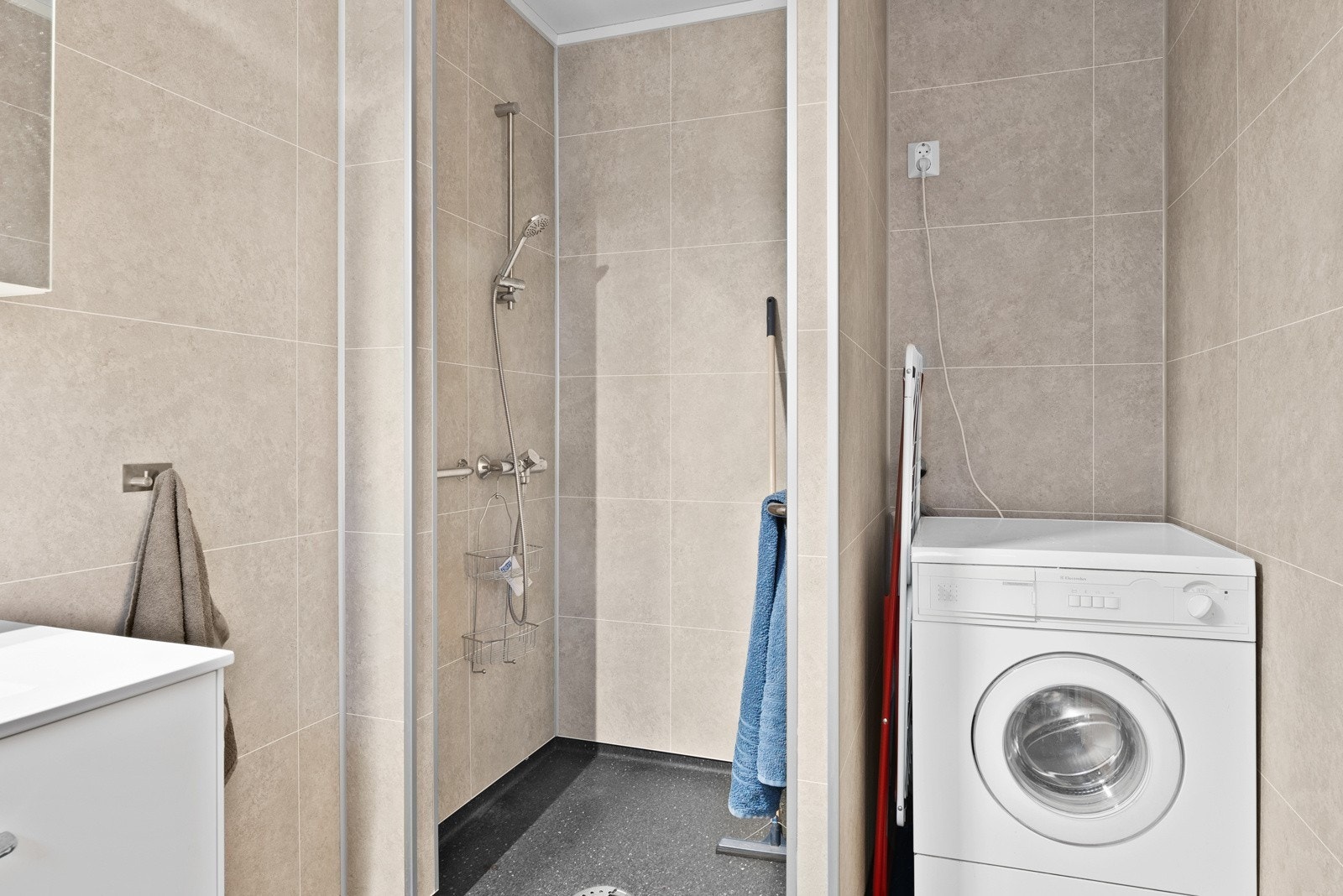 1 av 2 bad Galleribilde