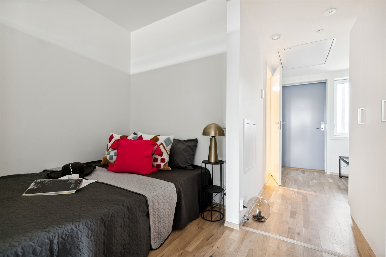 Plass til stor seng i sovealkoven. .jpg Galleribilde